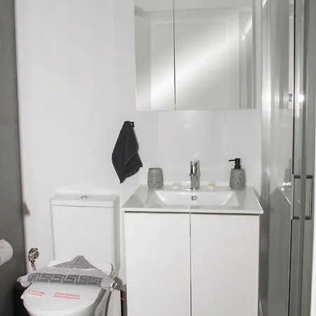 Kolymvari Hills 하니아