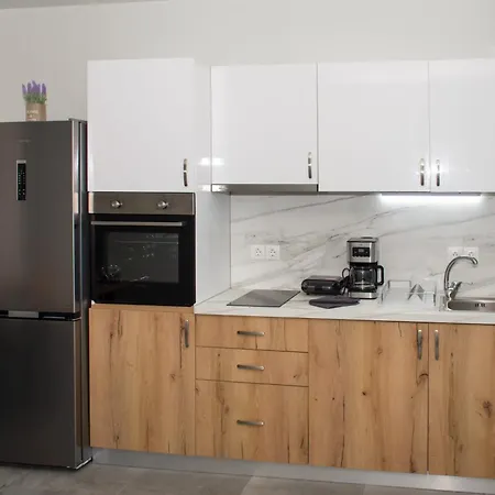 Kolymvari Hills شقة *