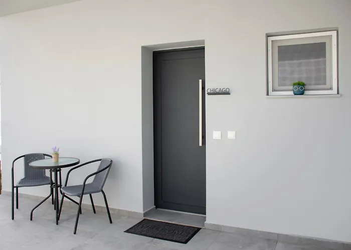 Апартаменты Kolymvari Hills *