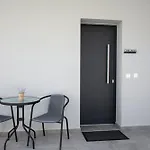 Апартаменти Kolymvari Hills *